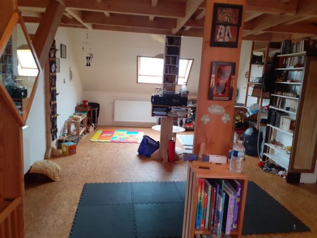Salut à toi! Voisins et Maison cherchent nouveaux habitant.e.s :) C’est par ici!