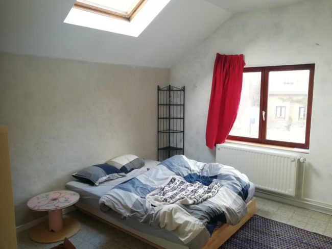 Voisins cherchent nouveaux voisins! – Nouveaux loyers ! Panneaux solaires installés cette année !!!