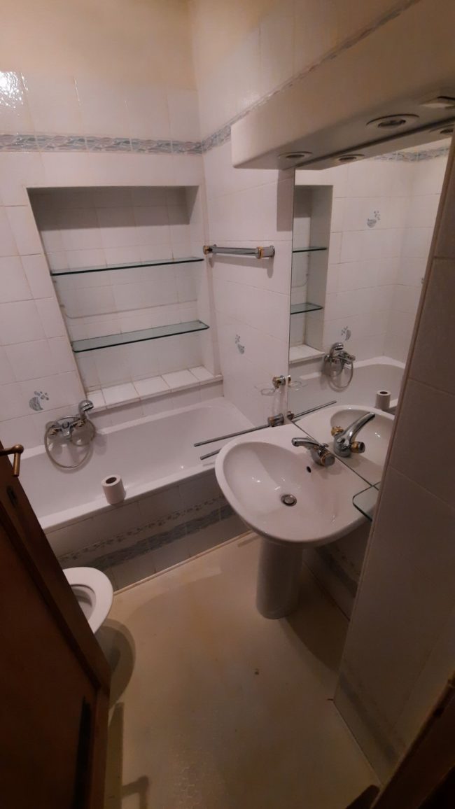 Propose collocation dans maison familiale