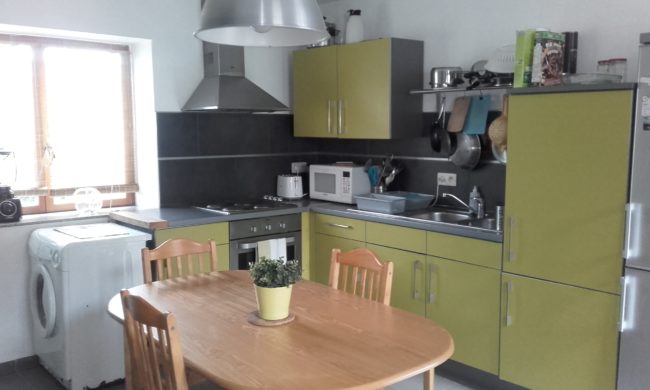NAMUR COLOCATION MAISON POUR 4 PERSONNES 360 + 90 CHARGES