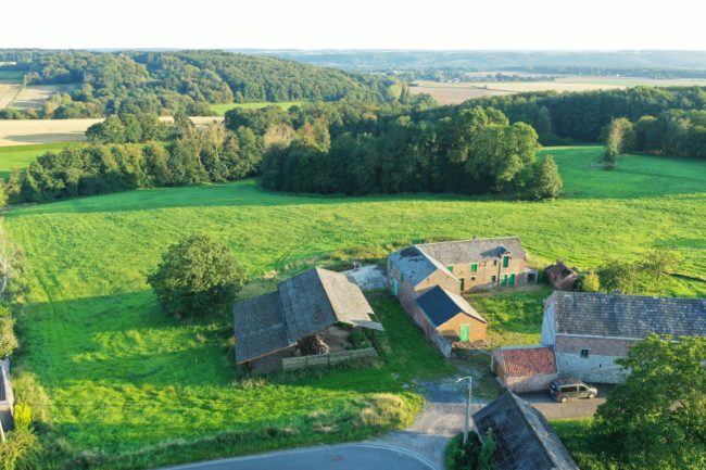 Maison libre dans habitat groupé à Temploux