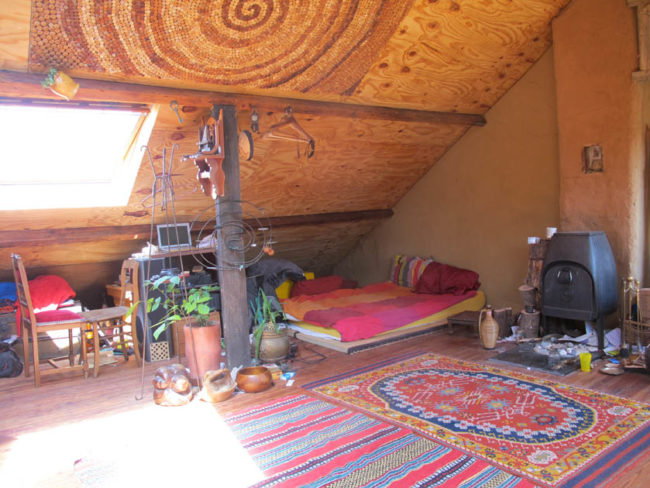 Chambre à louer pour une petite période.