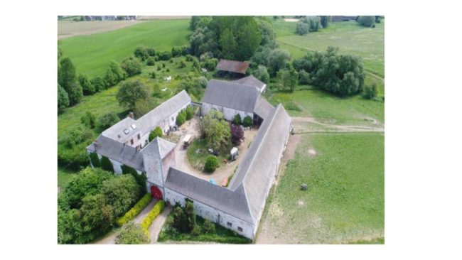 Ferme collective à Héron