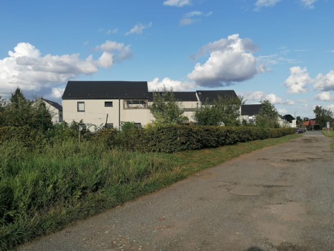 L’Habitat Groupé du BLANC BWES à Perwez recherche une personne senior désireuse de rejoindre sa belle expérience de vie semi-communautaire.(12/2024 ou 01/2025)