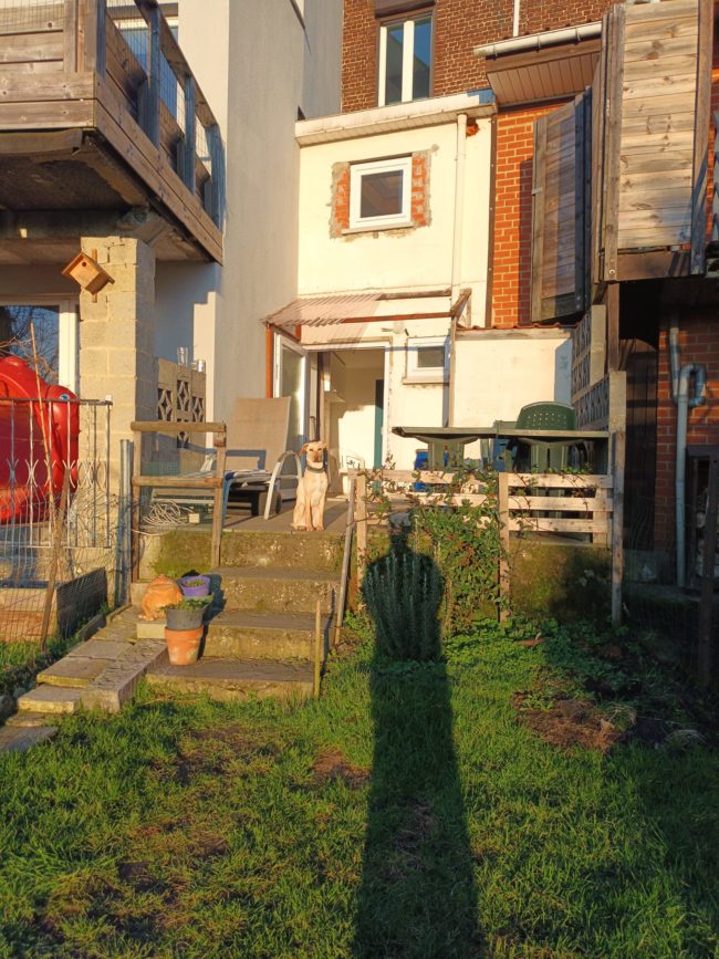 NIVELLES | Recherche 1 personne pour colocation à 2 <3