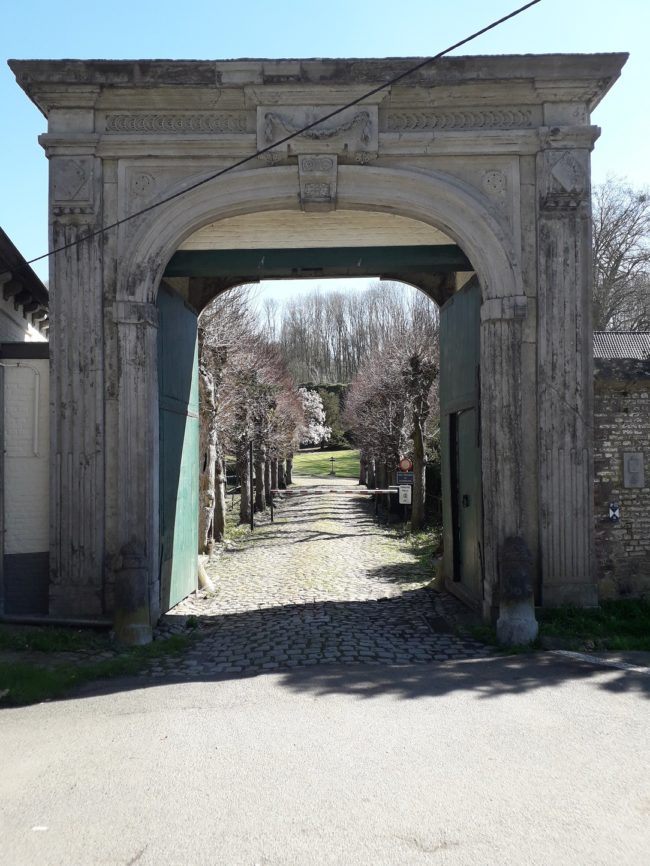 A vendre – MAISON , PART DE L’HABITAT GROUPÉ – SC ABBAYE DE SAINT DENIS – 8 km de MONS