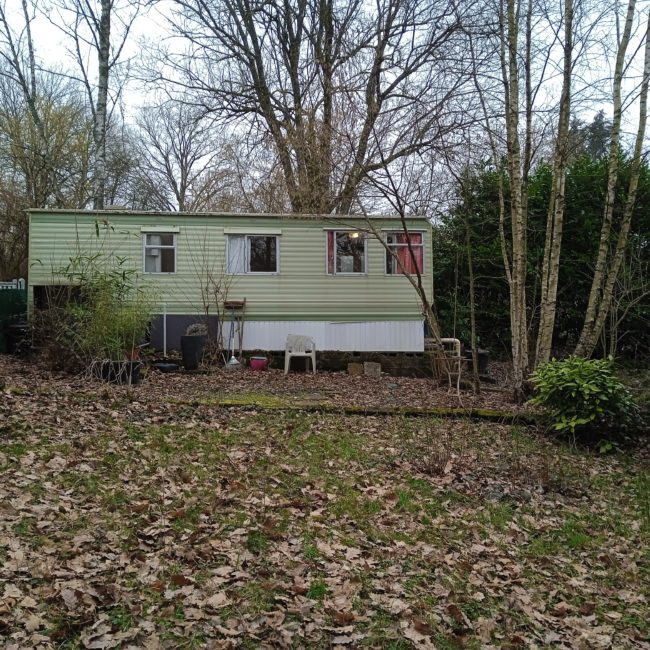 Je vends caravane sur terrain à Viroinval