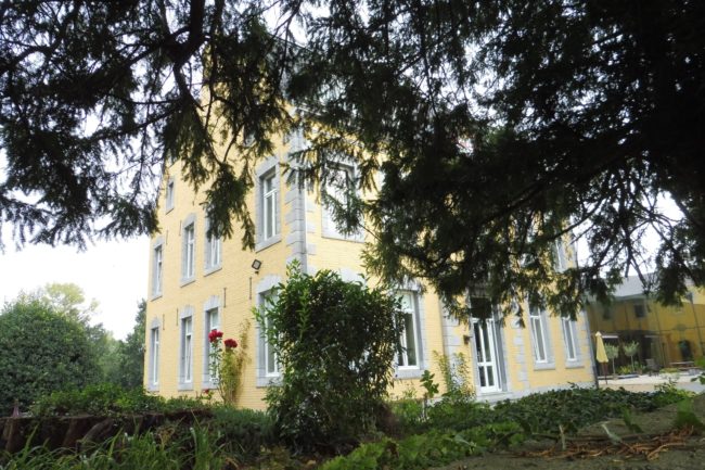 portes ouvertes dans un habitat groupe