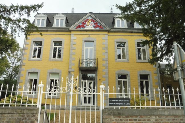 portes ouvertes dans un habitat groupe