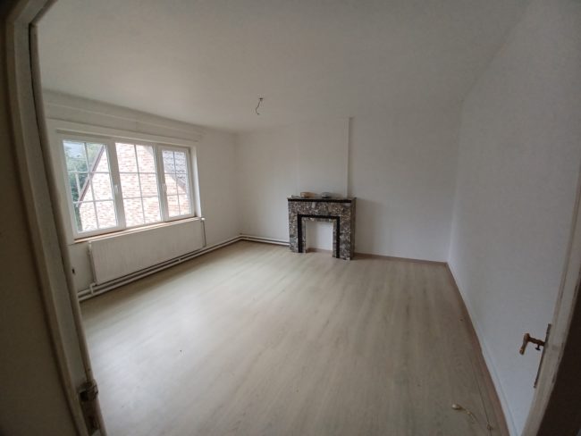 Une grande chambre se libère dans notre colocation dans le BW