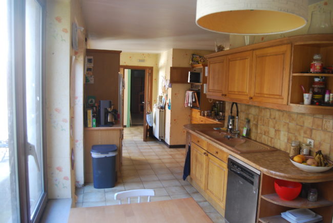 Recherche nouveau colocataire à Jette dans une maison avec jardin Disponible à partir de début décembre