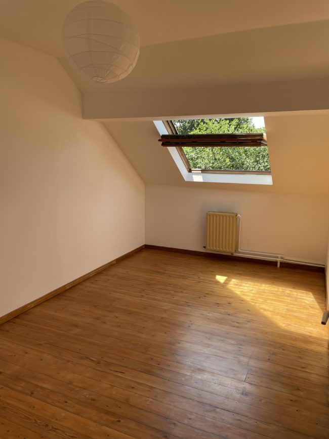 Recherche nouveau colocataire à Jette dans une maison avec jardin Disponible à partir de début décembre