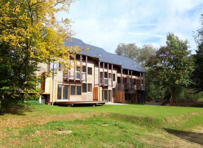 Habitat groupé de 4 maisons neuves à vendre à Chastre