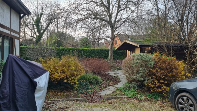Bonjour, nous recherchons un(e) coloc entre 40 et 70 ans pour habiter ds une maison à Genval.