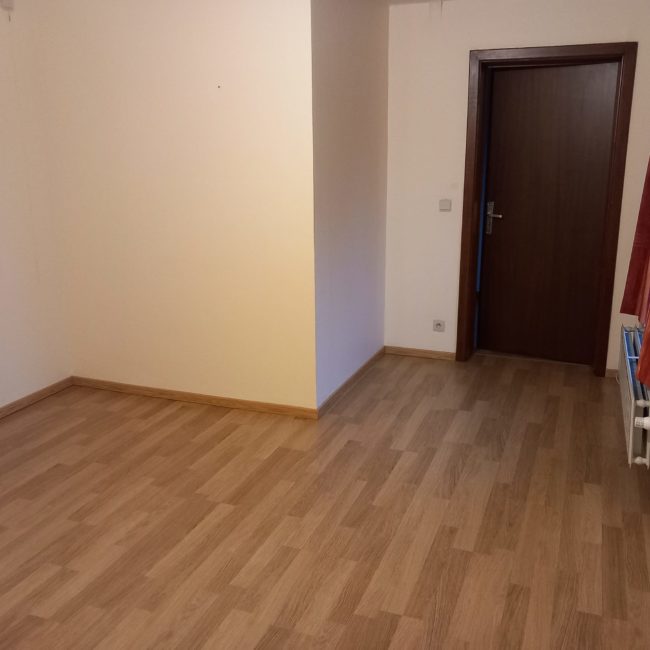 ENCORE DEUX CHAMBRES DISPONIBLES DANS NOTRE COLOCATION À PROJETS (GREZ-DOICEAU)
