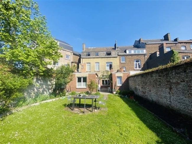 Colocation de 6 personnes à Namur – Une aventure humaine au cœur de la ville