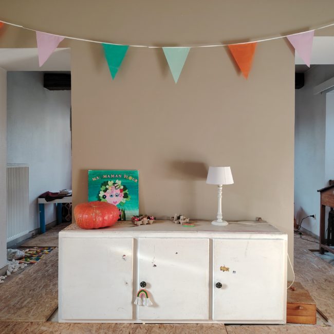 Maison d’artiste de 3 chambres à Profondeville libre du 1er au 28 février 2025