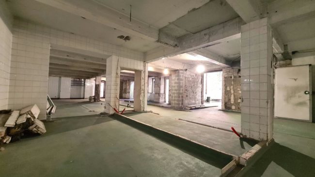 Bâtiment industriel de caractère à vendre à Schaerbeek. (Idéal pour cohousing!)