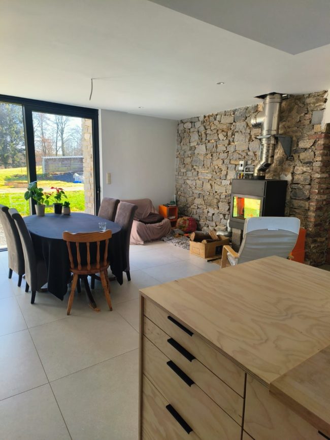 Chambre à louer en coloc de mai à fin aout