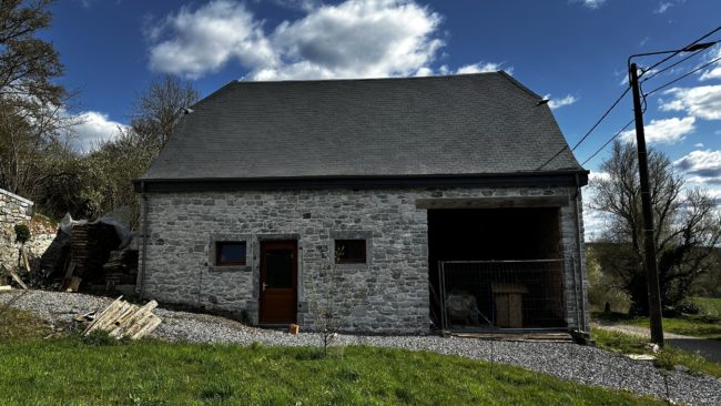 PHILIPPEVILLE – Terrain et grange à vendre