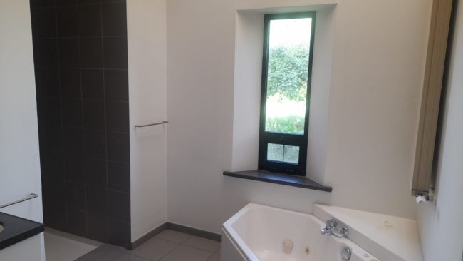 Une chambre disponible dans une super éco-coloc!
