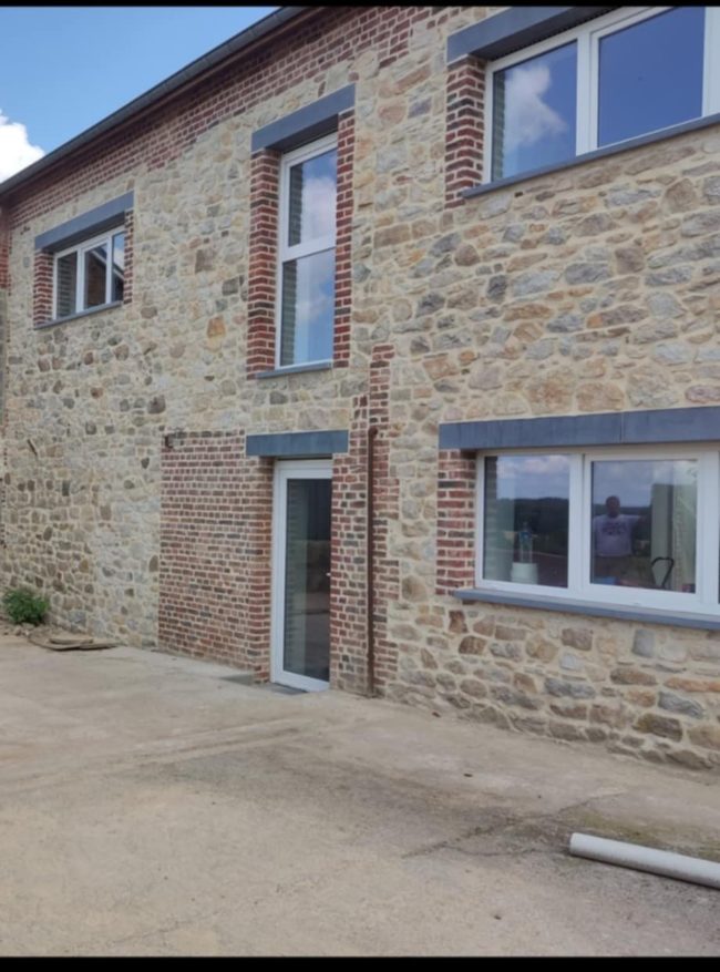 Location à la campagne avec aménagement d’extérieurs communs