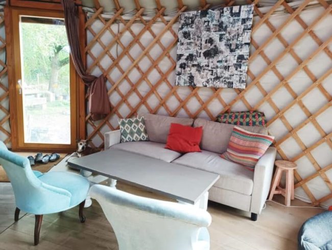 Yourte contemporaine à vendre