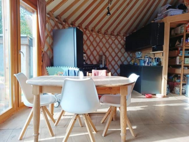 Yourte contemporaine à vendre