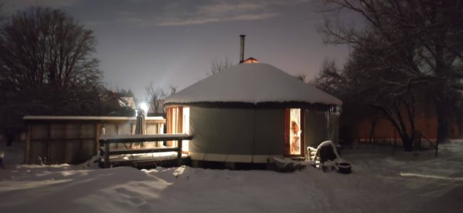 Yourte contemporaine à vendre