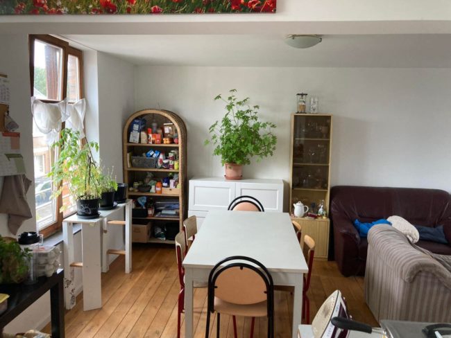 Une place pour une cohabitation queer-friendly dans un appartement lumineux à Ottignies