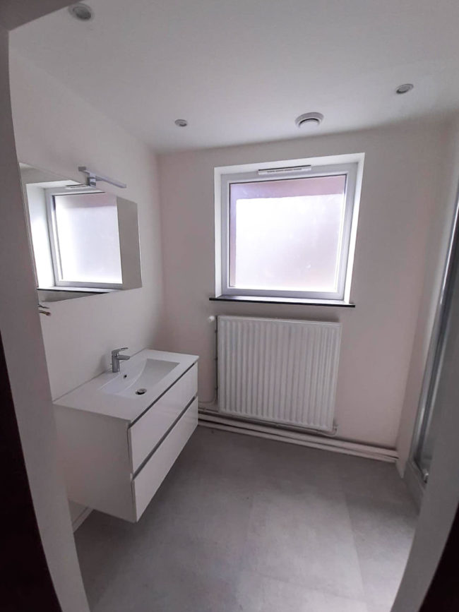 Colocation de 4 chambres dans une maison rénovée – au cœur d’un habitat groupé en création (Villers-la-Ville)