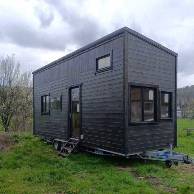 Tiny house sur terrain de 4 ares plein sud à vendre près de Dinant