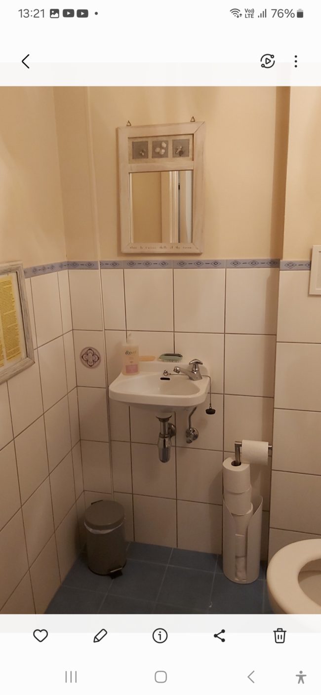 Jolie chambre dans un grand appartement en colocation avec Marie (Bois de la Cambre)