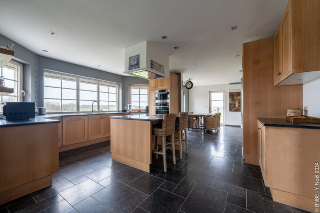 🌿 Vivez une expérience de colocation extraordinaire dans l’une des plus belles villas du Brabant wallon ! ❤️🏡