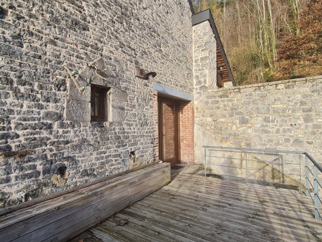 Magnifique corps de ferme à Yvoir !