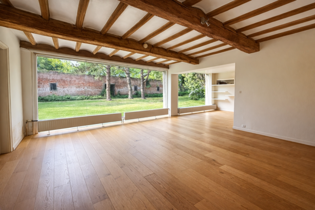 Propriété avec potentiel pour habitat groupé !