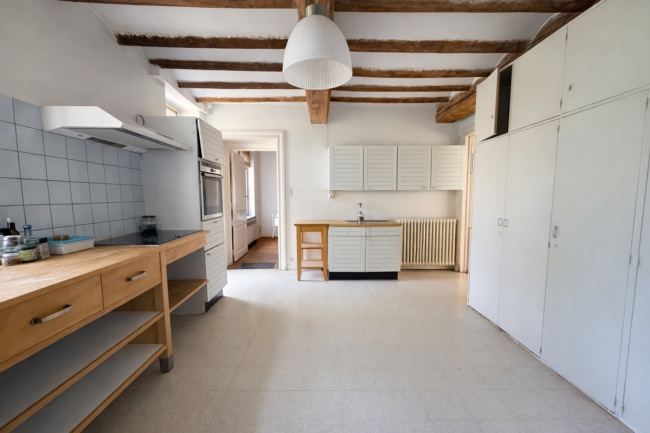 Propriété avec potentiel pour habitat groupé !