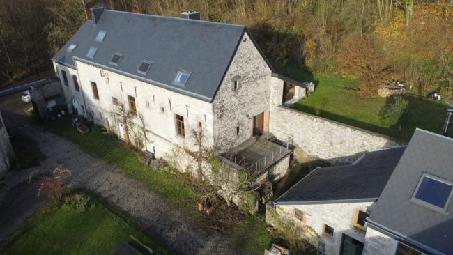 Magnifique corps de ferme à Yvoir !