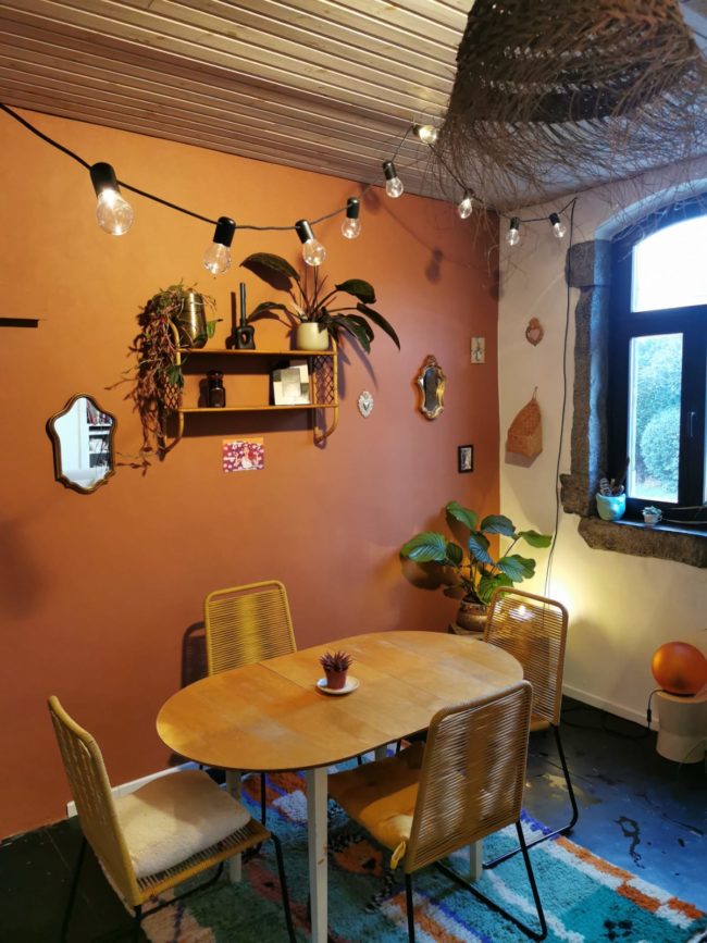 Qui veut nous rejoindre dans l&rsquo;ancienne maison des artistes de Ramillies ?