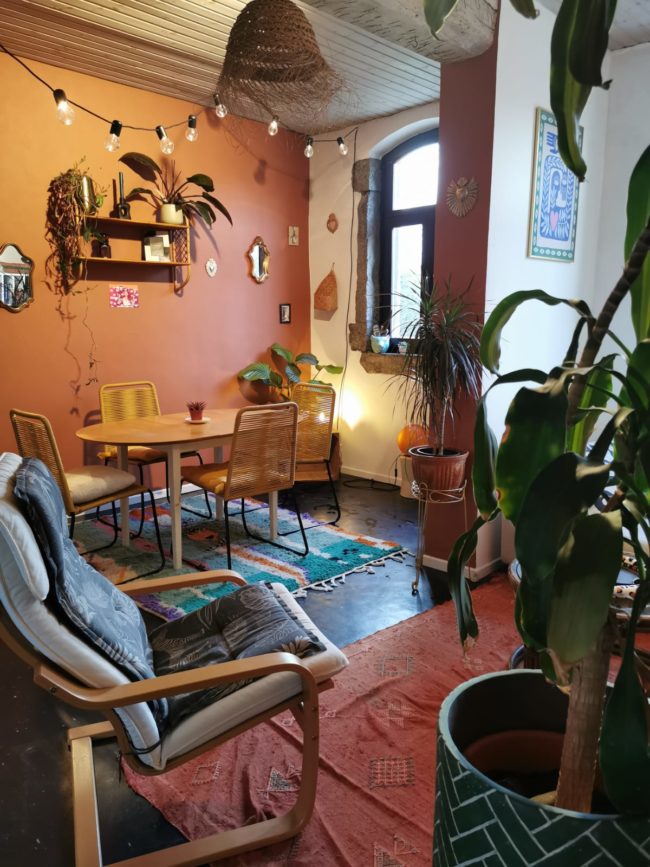 Qui veut nous rejoindre dans l&rsquo;ancienne maison des artistes de Ramillies ?