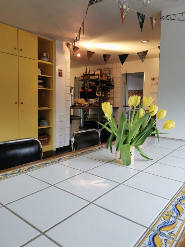 Qui veut nous rejoindre dans l&rsquo;ancienne maison des artistes de Ramillies ?