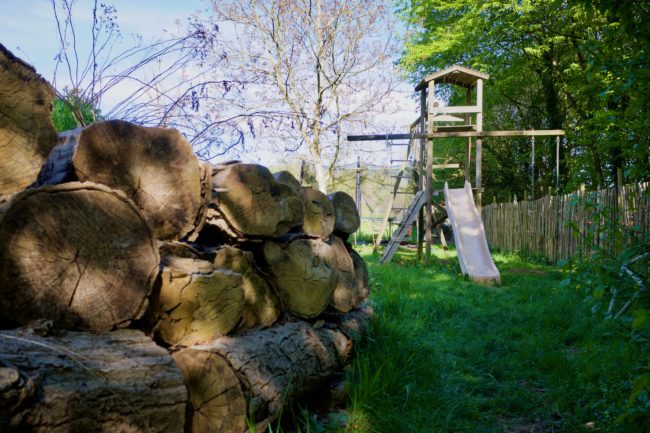 Maison passive 5 chambres à vendre dans un cadre verdoyant à Durnal