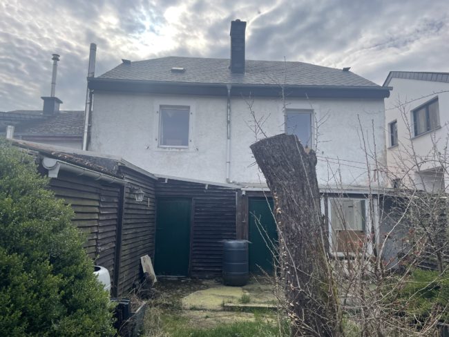 Je recherche un colocataire pour un petit projet maison à Chiny