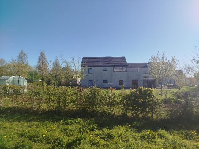 L&rsquo;Habitat Groupé du BLANC BWES à Perwez recherche une personne senior désireuse de rejoindre sa longue et belle expérience de vie, partagée entre le collectif et la vie privée.