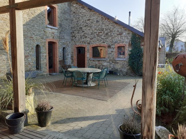 Appartement 65m2 dans ma maison , services et convivialité