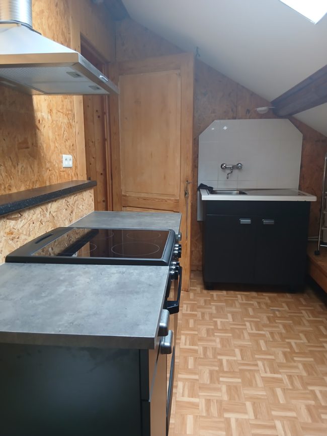 Appartement 65m2 dans ma maison , services et convivialité