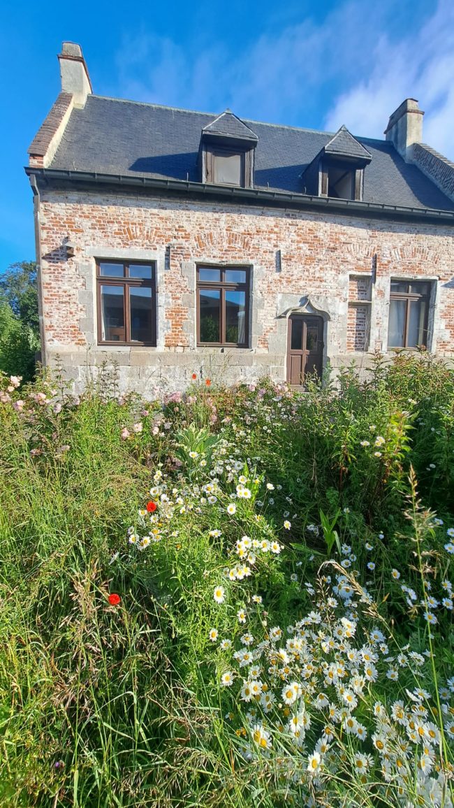 Petit studio à louer dans un habitat collectif à Nivelles