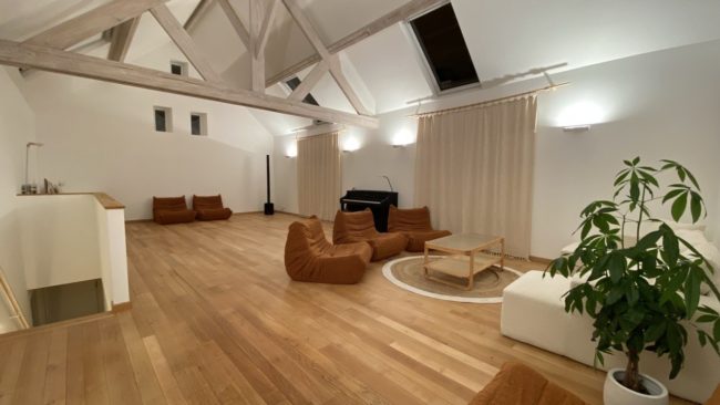 Grande chambre disponible dans habitat groupé à MOZET (Gesves, Namur)