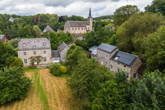 Grande chambre disponible dans habitat groupé à MOZET (Gesves, Namur)