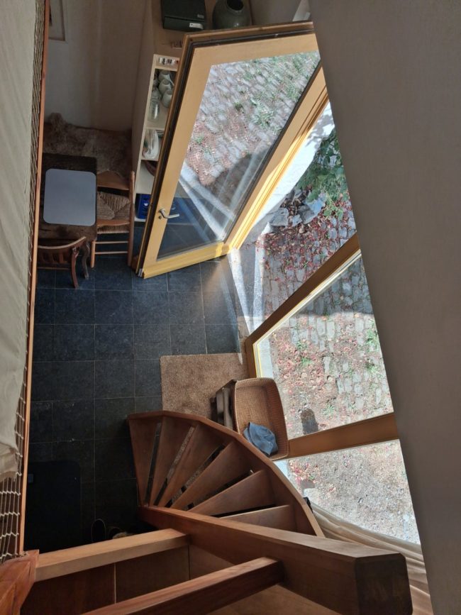 belle petite maison à louer dans habitat participatif